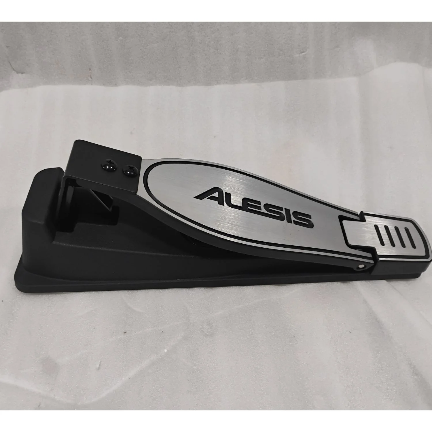 Alesis Nitro Max Kit Eight Piece Electronic Drum Kit with Mesh Heads and Bluetooth - Open Box - Image 102