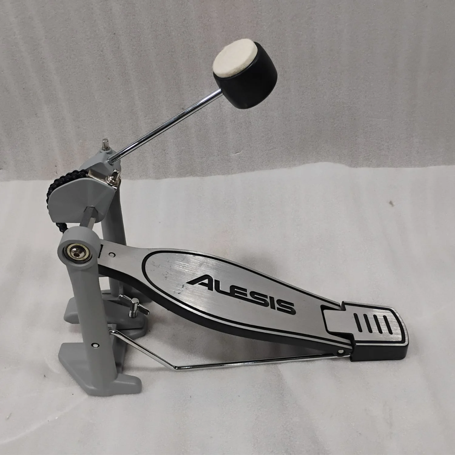 Alesis Nitro Max Kit Eight Piece Electronic Drum Kit with Mesh Heads and Bluetooth - Open Box - Image 124