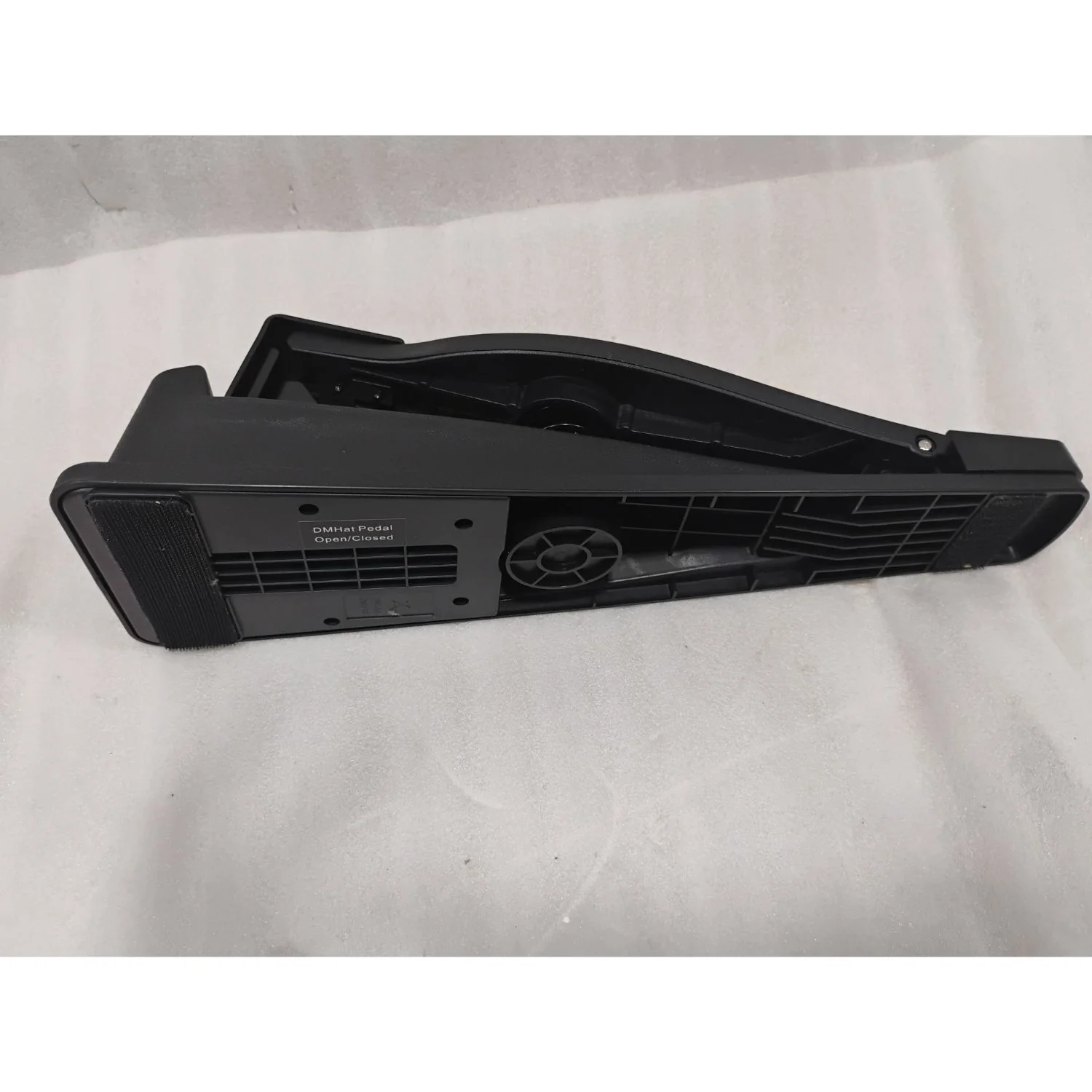 Alesis Nitro Max Kit Eight Piece Electronic Drum Kit with Mesh Heads and Bluetooth - Open Box - Image 14