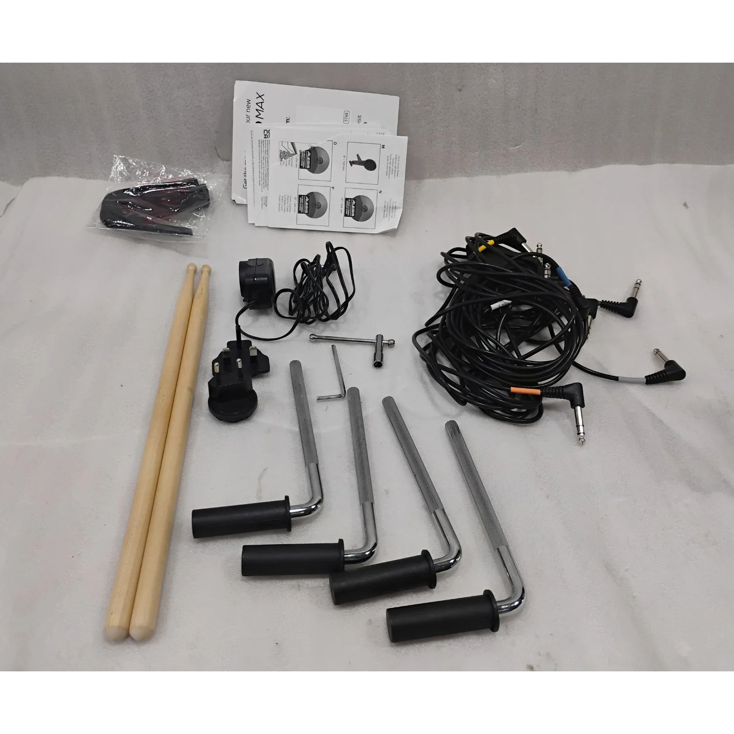 Alesis Nitro Max Kit Eight Piece Electronic Drum Kit with Mesh Heads and Bluetooth - Open Box - Image 91