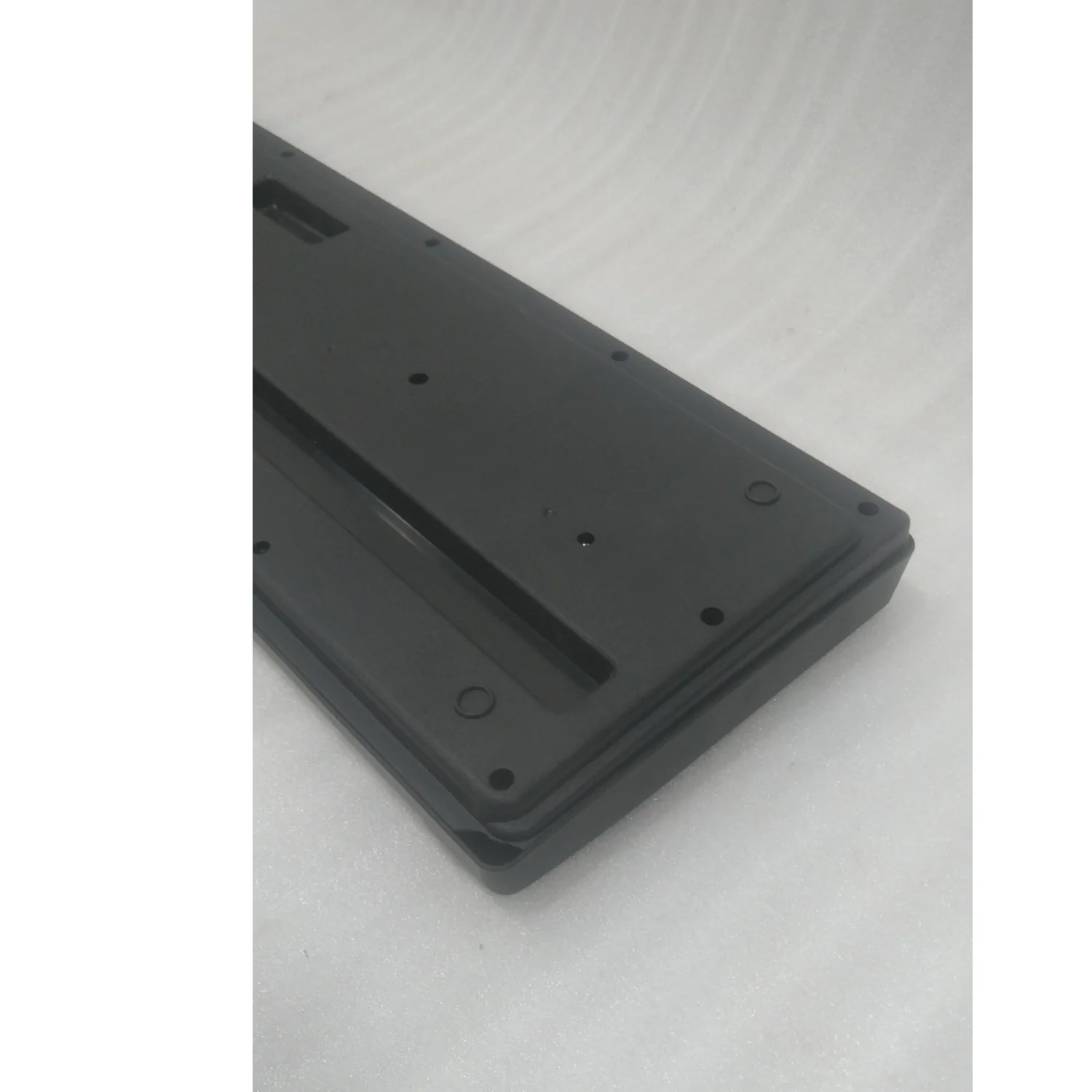 Henrix KB-61 Portable 61 Mini Key Keyboard with Microphone - Open Box B Stock - Image 3