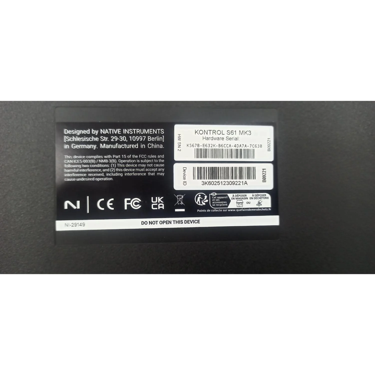 Native Instruments Komplete Kontrol S61 MK3 Midi Keyboard - Open Box - Image 8