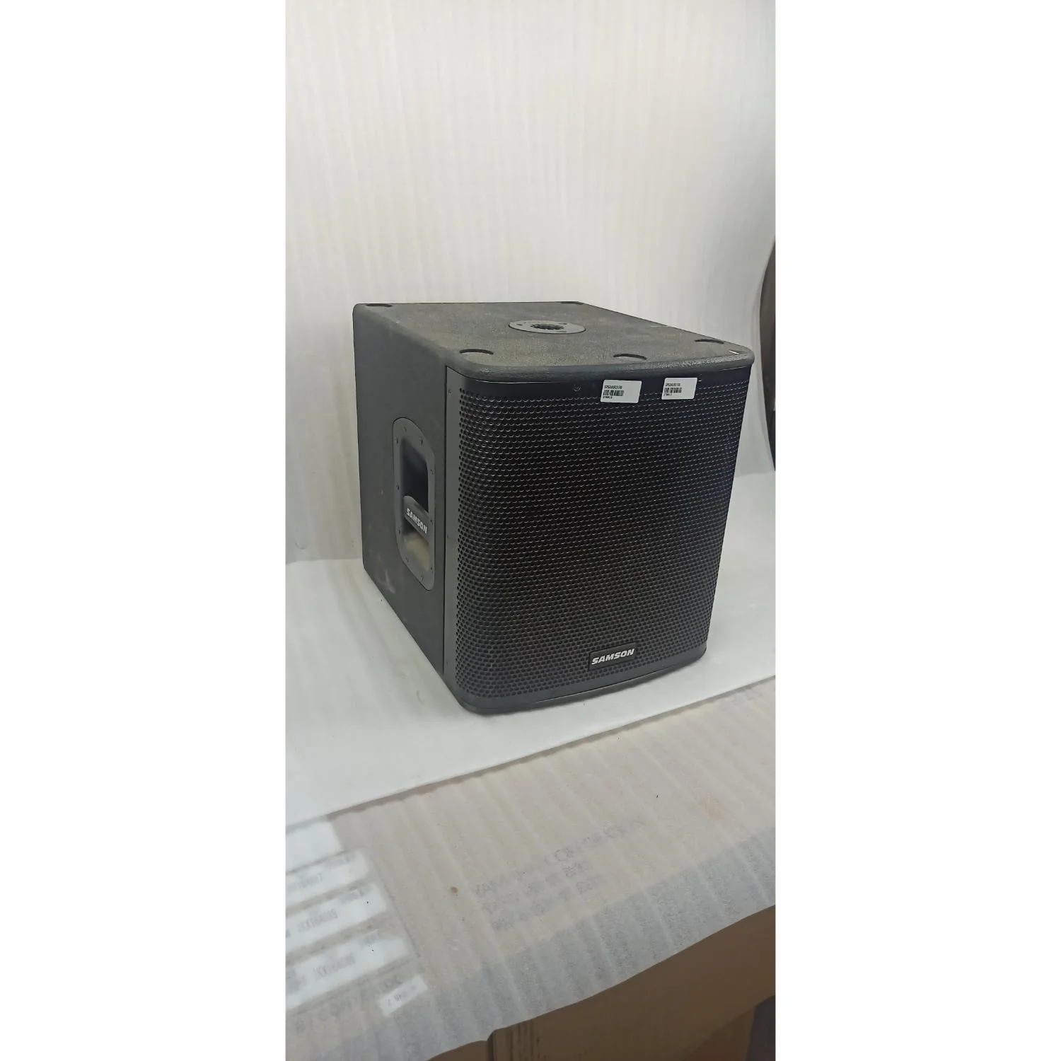 Samson Auro D1200 12inch Sub-woofer - Open Box - Image 4