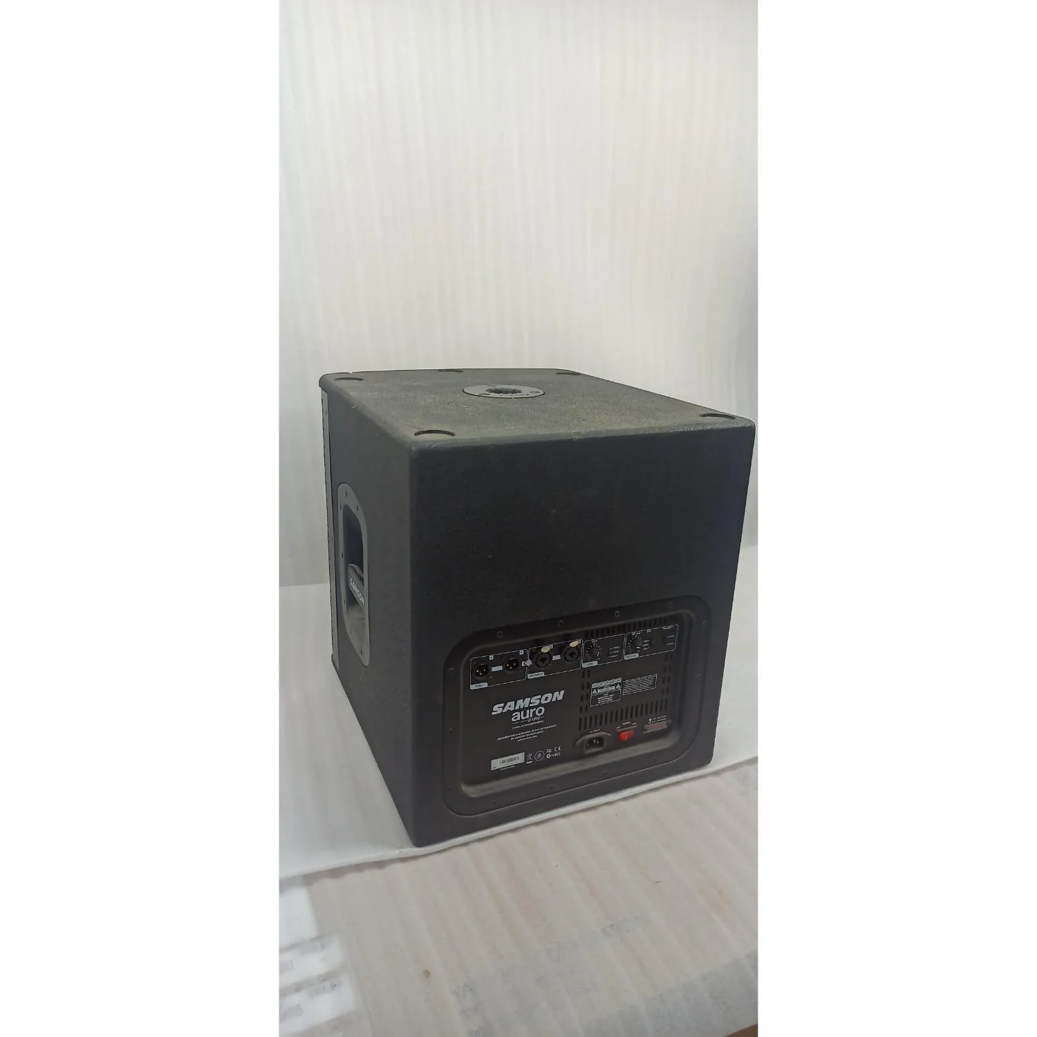 Samson Auro D1200 12inch Sub-woofer - Open Box - Image 8