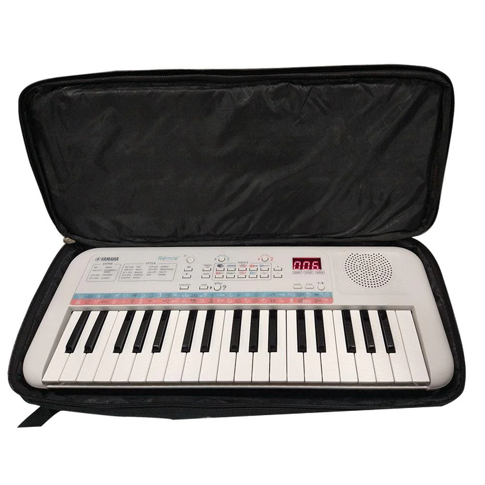 Yamaha Remie PSS E30 Kids Compact 37 Key Portable Keyboard with Gigbag, Colouring Book & Crayons - Image 8